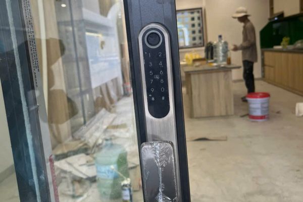 KHÓA SIKER KTS109-1S DÙNG CHO HỆ CỬA NHÔM LÙA 